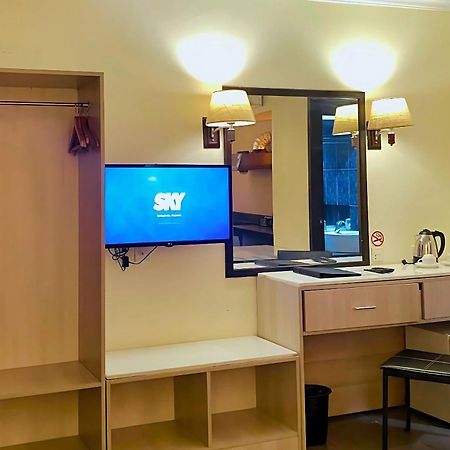 The Orchard Cebu Hotel & Suites Powered By Cocotel Mandaue Eksteriør billede